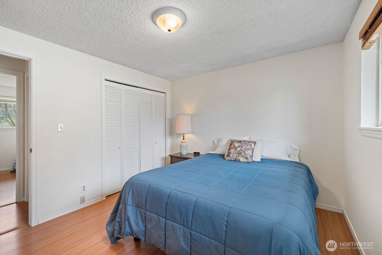 1127 12th Avenue SE Puyallup WA 98372
