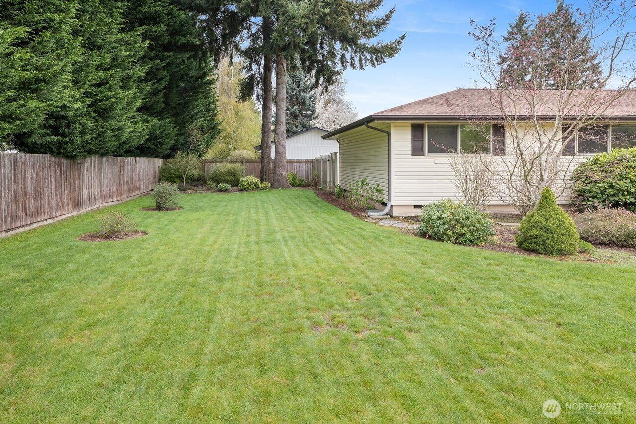 1127 12th Avenue SE Puyallup WA 98372