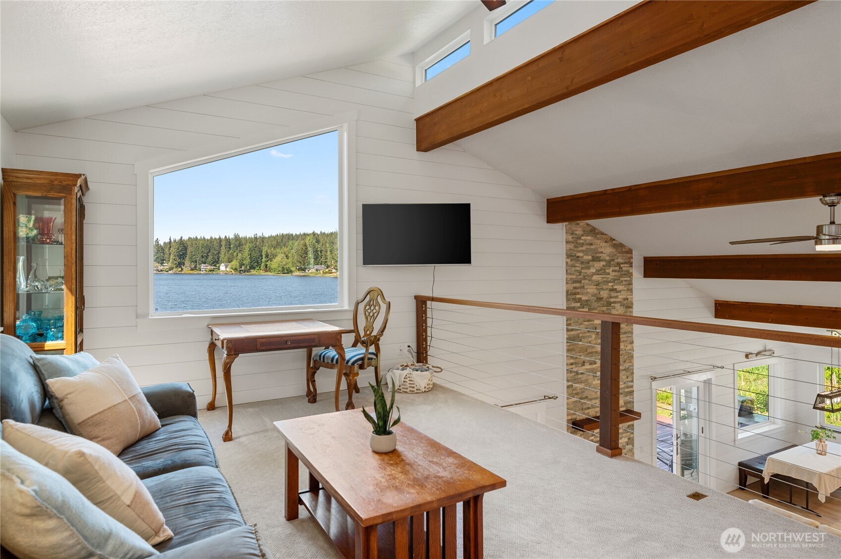13720 W Raven Lane Bremerton WA 98312