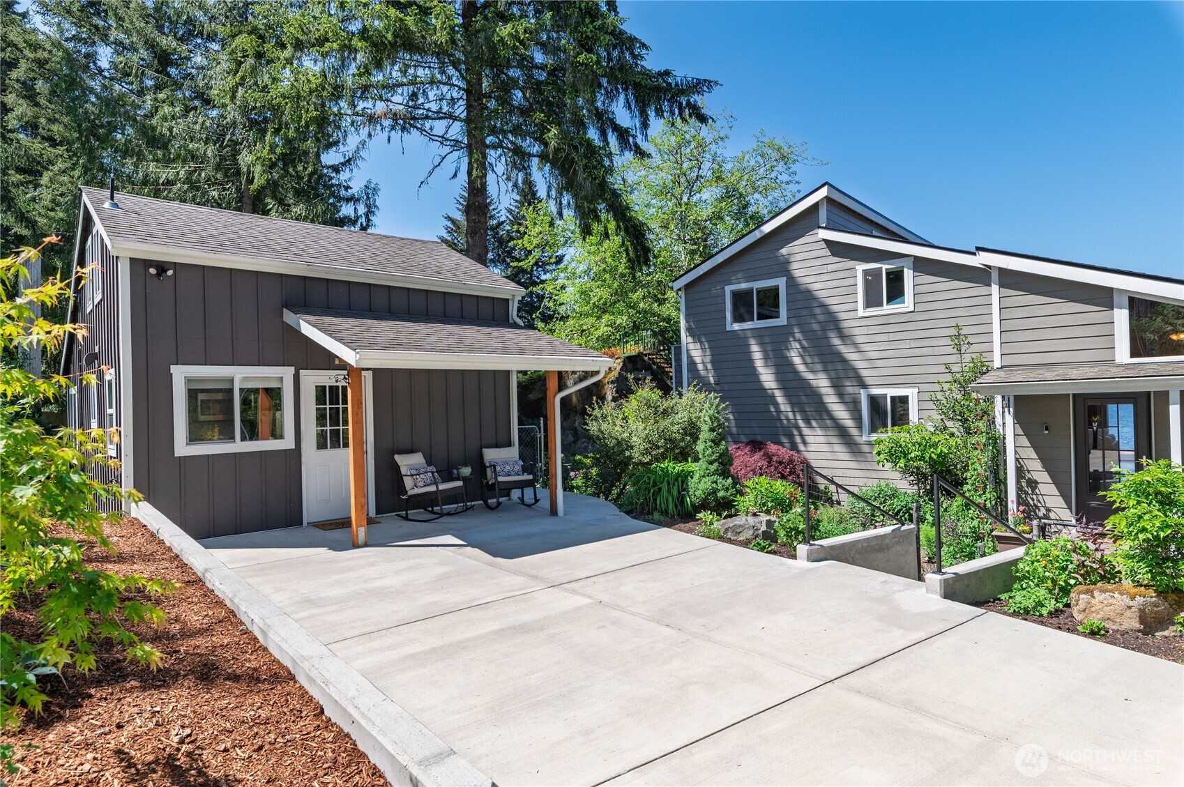 13720 W Raven Lane Bremerton WA 98312