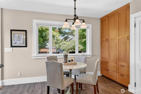3033 44th Avenue SW Seattle WA 98116