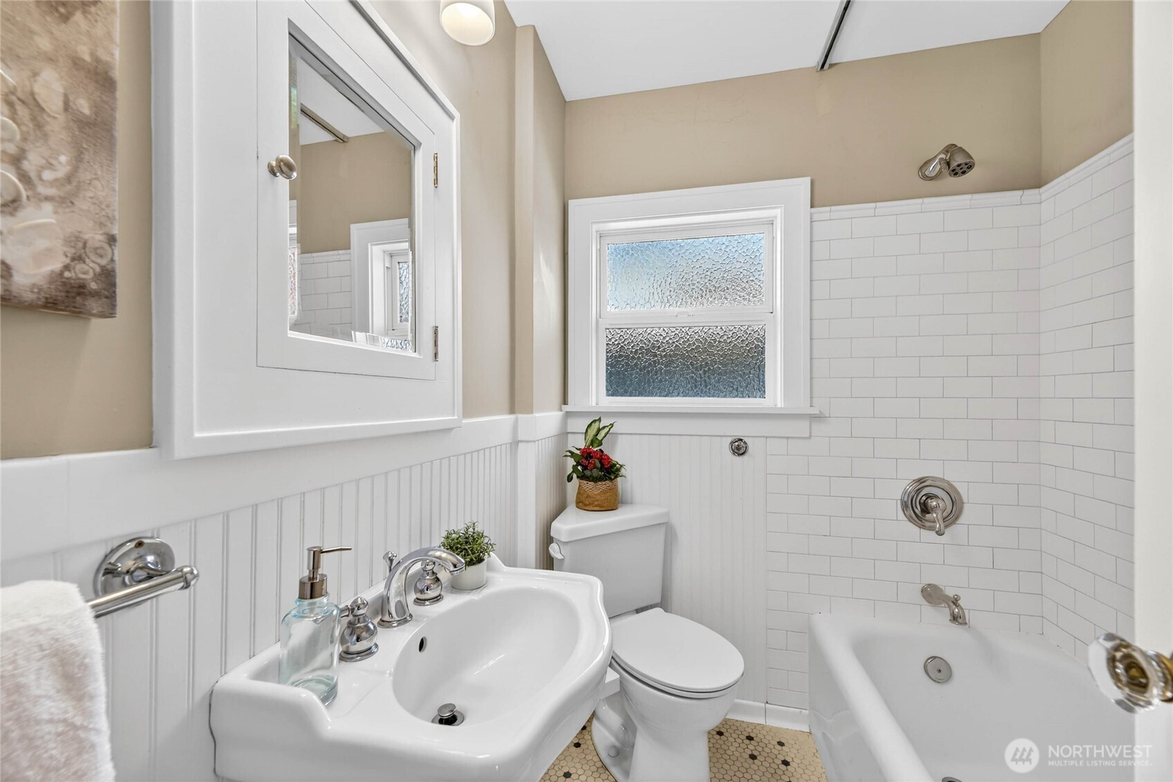 3033 44th Avenue SW Seattle WA 98116