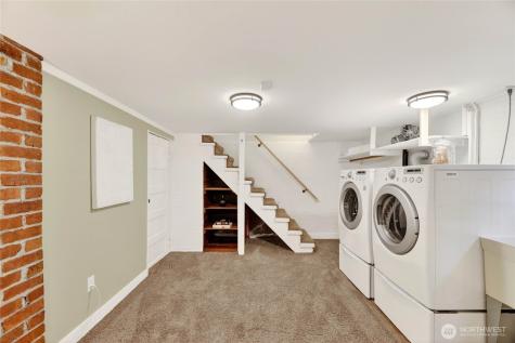 3033 44th Avenue SW Seattle WA 98116