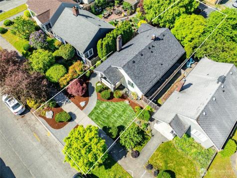 3033 44th Avenue SW Seattle WA 98116