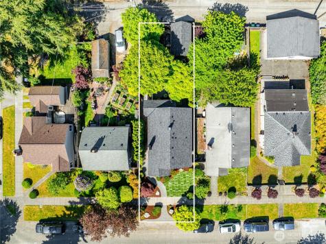 3033 44th Avenue SW Seattle WA 98116