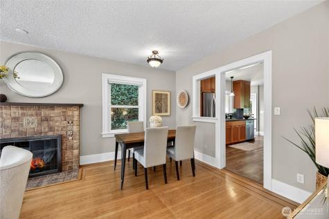 3033 44th Avenue SW Seattle WA 98116