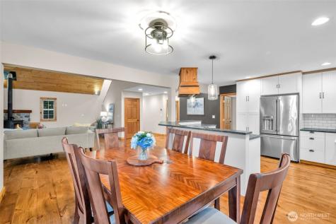 23605 SE 132nd Way Issaquah WA 98027