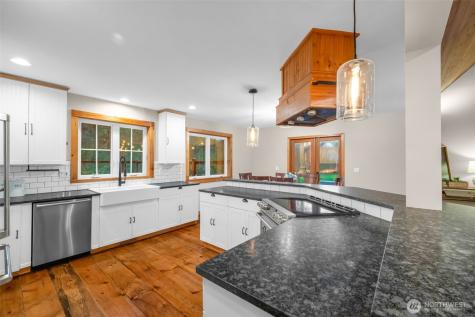 23605 SE 132nd Way Issaquah WA 98027