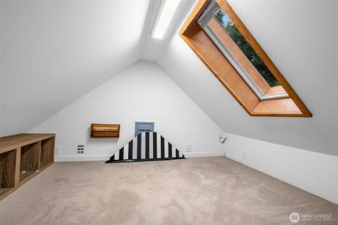 23605 SE 132nd Way Issaquah WA 98027
