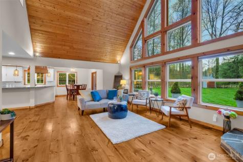 23605 SE 132nd Way Issaquah WA 98027
