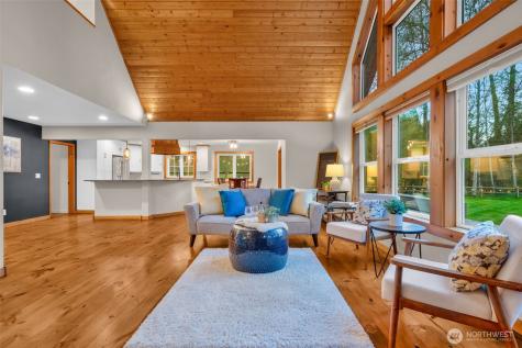 23605 SE 132nd Way Issaquah WA 98027