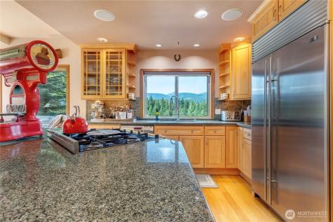 132 Hellem Drive Packwood WA 98361