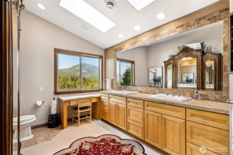 132 Hellem Drive Packwood WA 98361