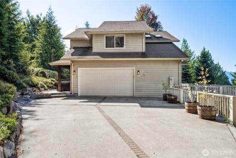 132 Hellem Drive Packwood WA 98361