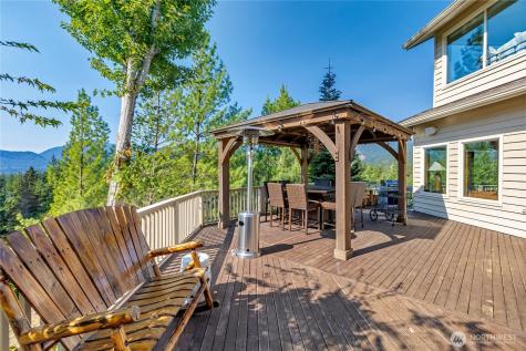 132 Hellem Drive Packwood WA 98361