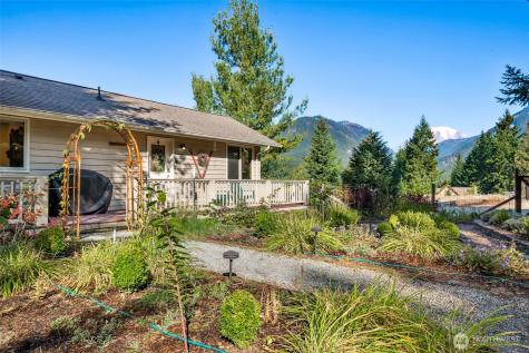 132 Hellem Drive Packwood WA 98361
