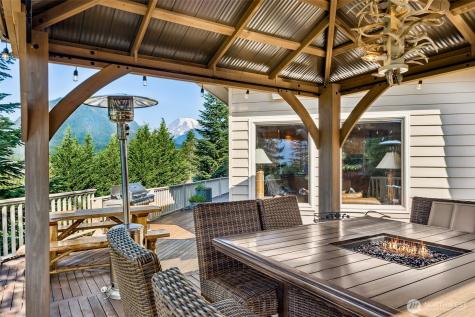 132 Hellem Drive Packwood WA 98361