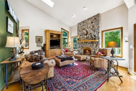 132 Hellem Drive Packwood WA 98361