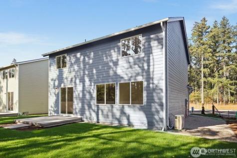 7424 107 Street Ct E Puyallup WA 98373