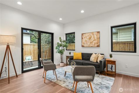 13022 Corliss Avenue N Seattle WA 98133