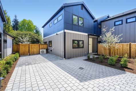 13022 Corliss Avenue N Seattle WA 98133