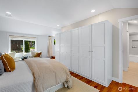 3700 NE 74th Place Seattle WA 98115