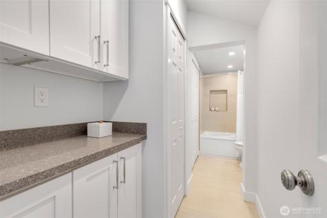 3700 NE 74th Place Seattle WA 98115