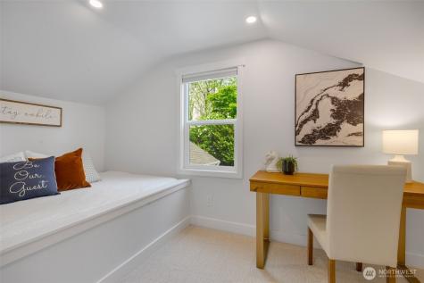 3700 NE 74th Place Seattle WA 98115