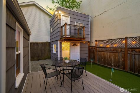 3700 NE 74th Place Seattle WA 98115