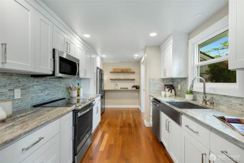 3700 NE 74th Place Seattle WA 98115
