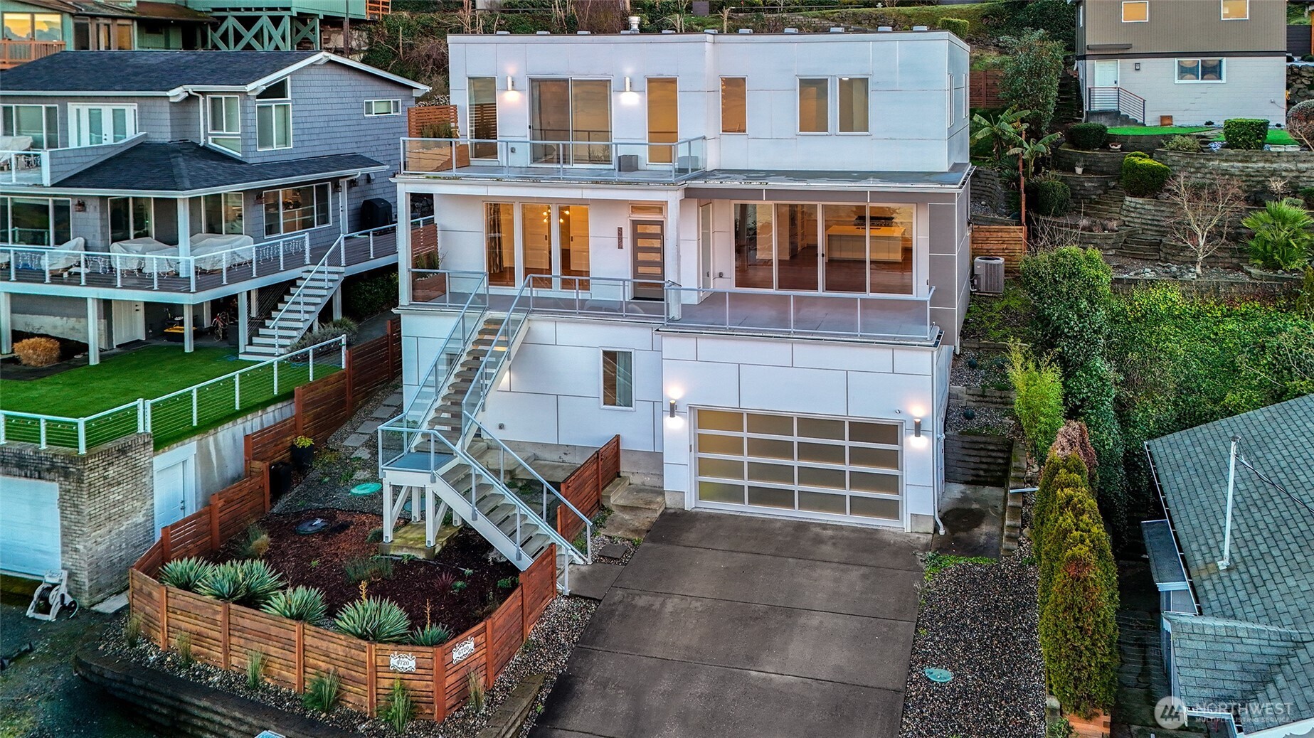 6720 Soundview Drive NE Tacoma WA 98422