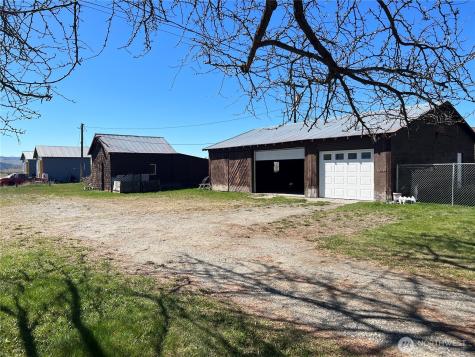 59 Hendrick Loop Road Omak WA 98841
