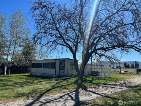 59 Hendrick Loop Road Omak WA 98841