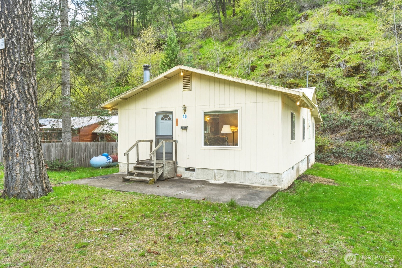 40 Blue Jay Loop Walla Walla WA 99362