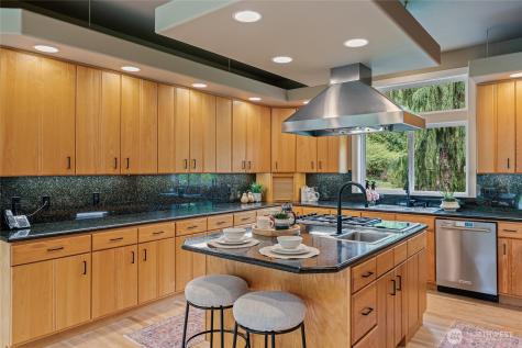 8218 229th Place SE Woodinville WA 98072