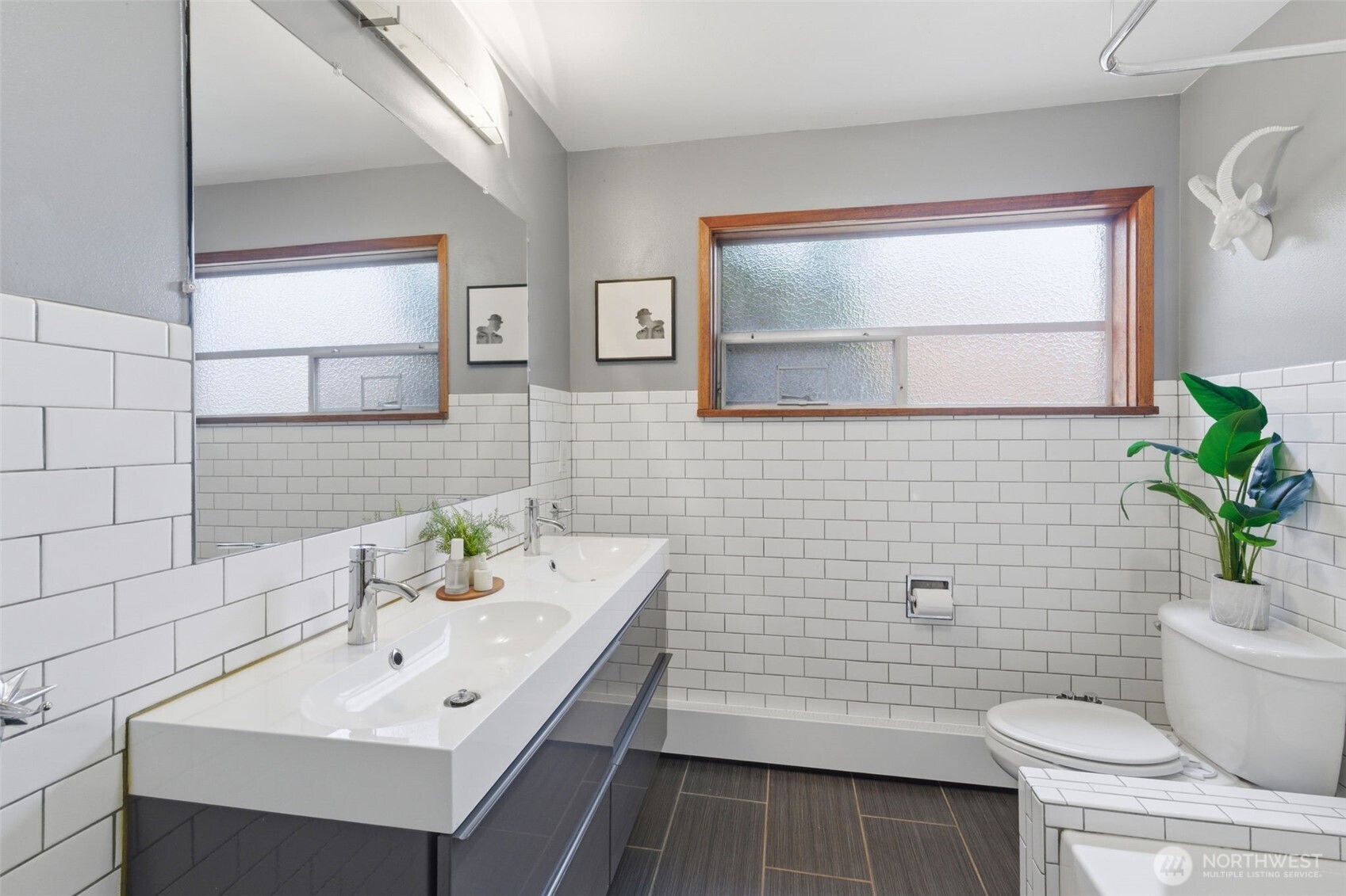 2803 S Walker Street Seattle WA 98144