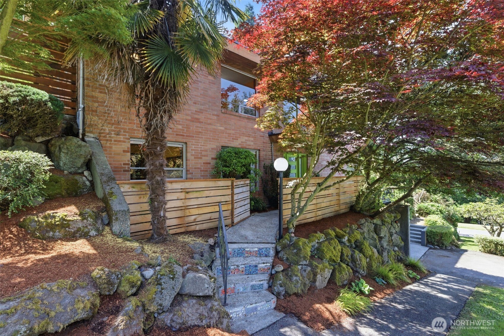 2803 S Walker Street Seattle WA 98144
