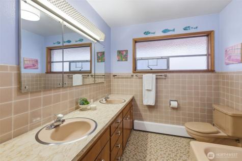 2803 S Walker Street Seattle WA 98144