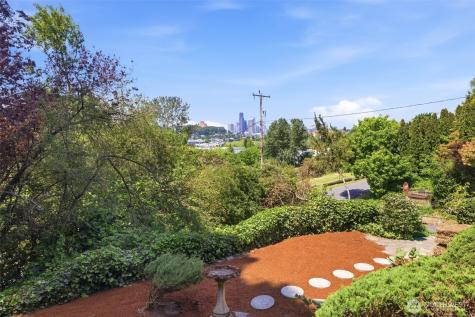 2803 S Walker Street Seattle WA 98144