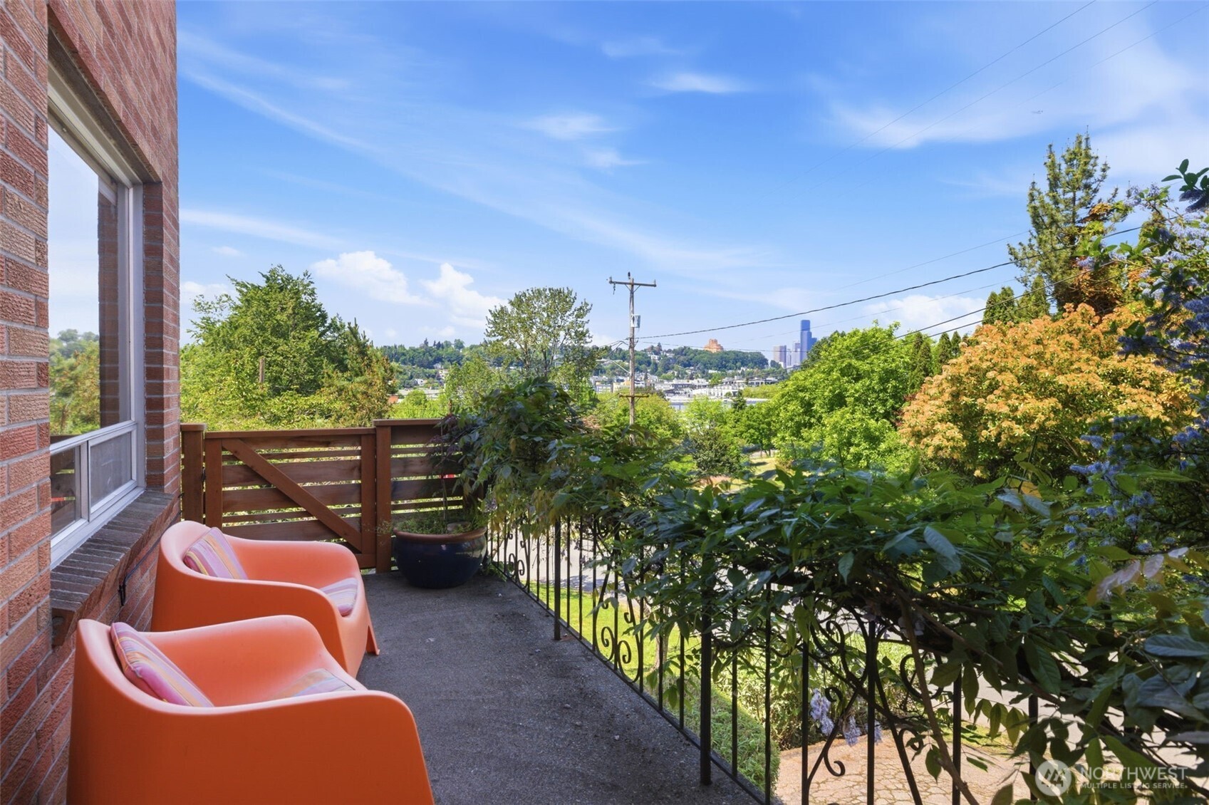 2803 S Walker Street Seattle WA 98144