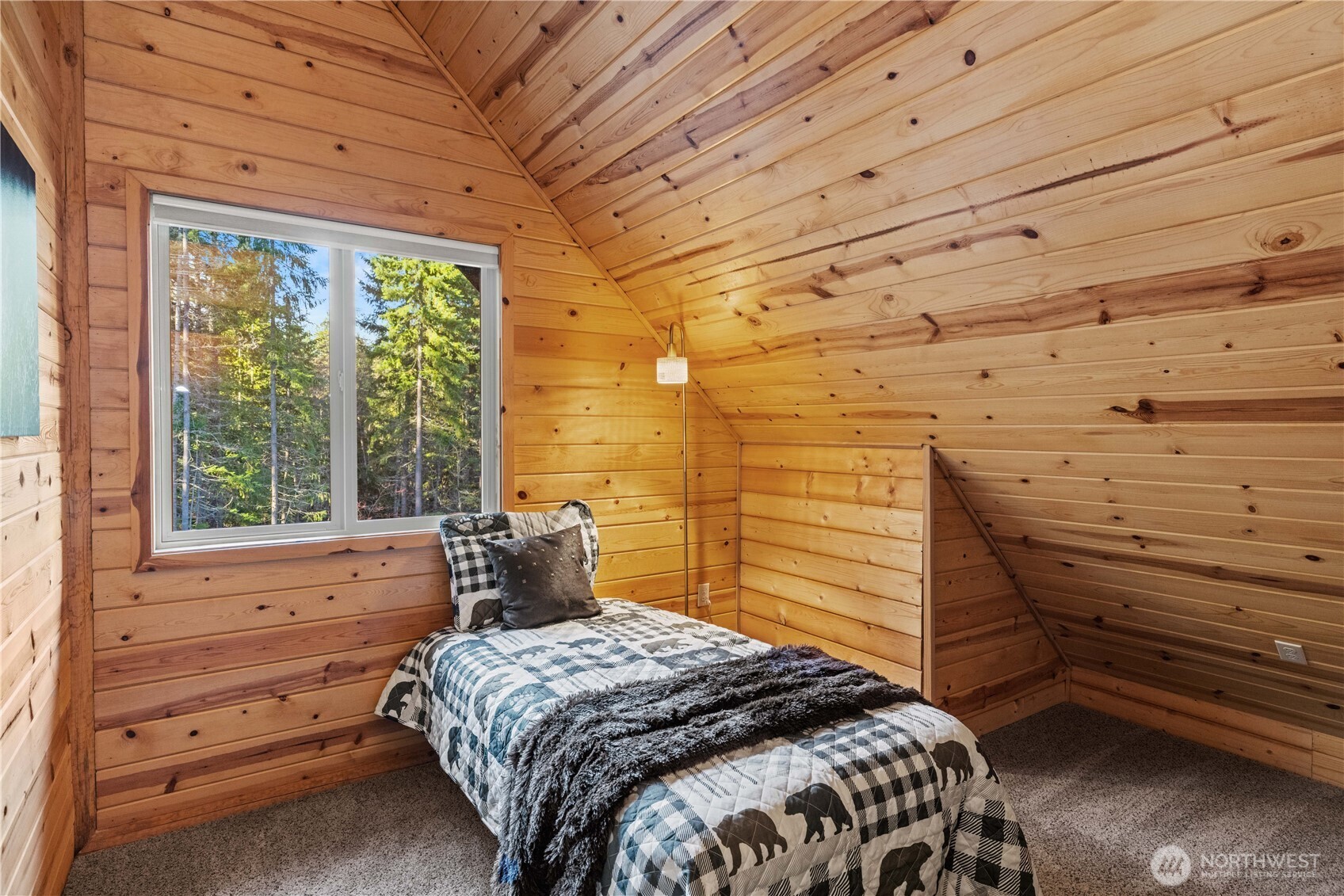 170 Evergreen Way Easton WA 98925