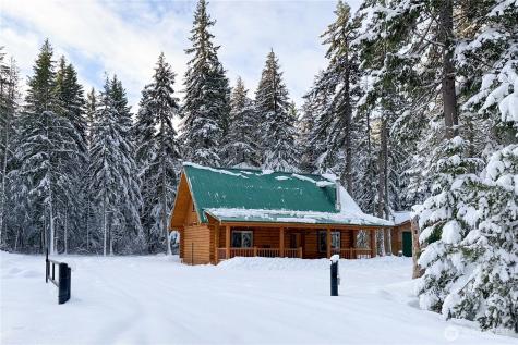 170 Evergreen Way Easton WA 98925