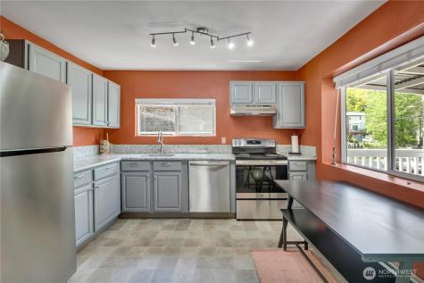 2307 SW Myrtle Street Seattle WA 98106