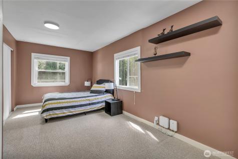 2307 SW Myrtle Street Seattle WA 98106