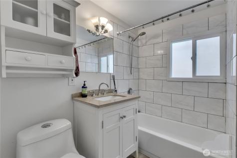 2307 SW Myrtle Street Seattle WA 98106