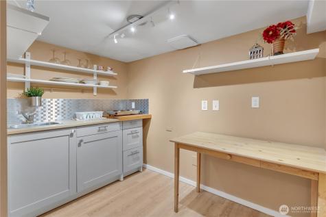 2307 SW Myrtle Street Seattle WA 98106