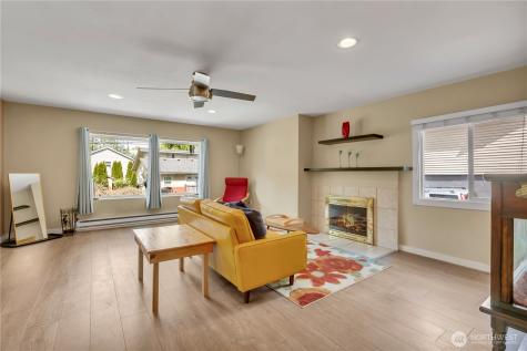 2307 SW Myrtle Street Seattle WA 98106