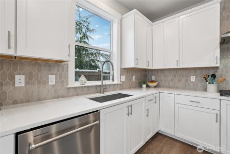 13429 NE 104th Way Kirkland WA 98033
