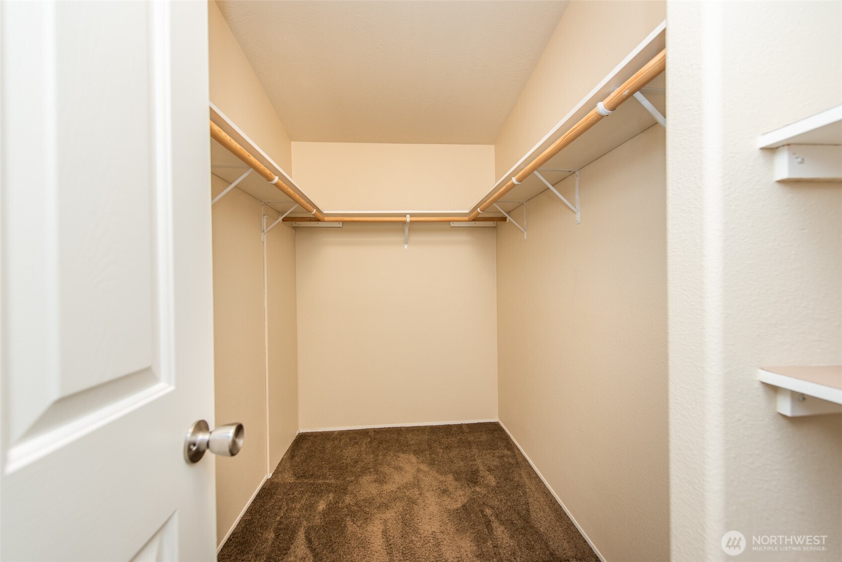 770 Heritage Loop Sequim WA 98382