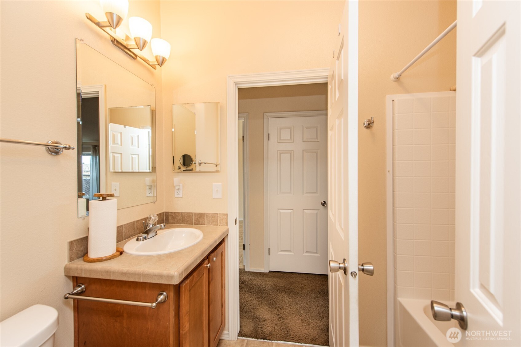 770 Heritage Loop Sequim WA 98382